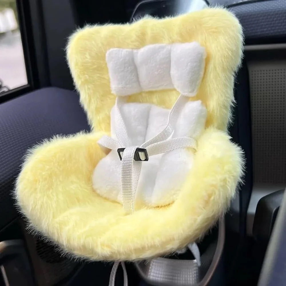 Labubu Car Seat with Soft Furry Cushion for 10-17cm Dolls, Clips onto  Air Vent, Includes  Leg  Desktop Display