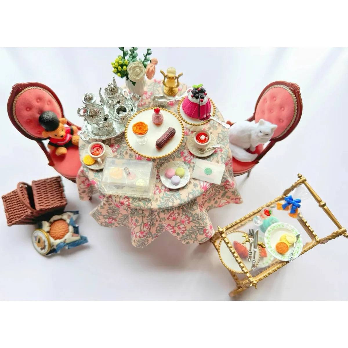 RE-MENT Candy Toy My Tea Table Set Chair Vase Cat Model Combination Miniature Scene Display Collectible Decoration Gifts