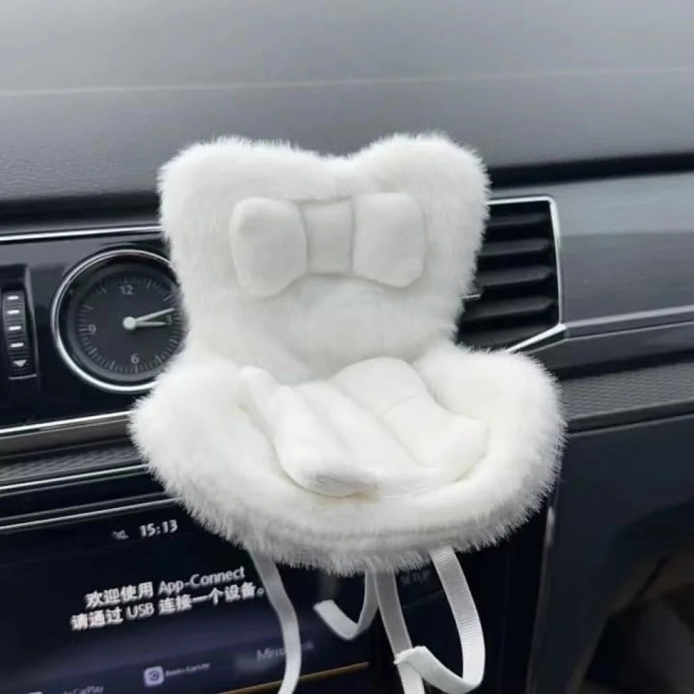 Labubu Car Seat with Soft Furry Cushion for 10-17cm Dolls, Clips onto  Air Vent, Includes  Leg  Desktop Display