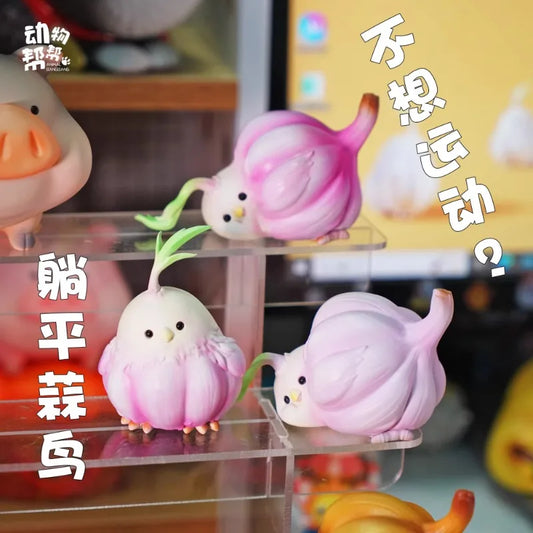 Gashapon Capsule Toy Garlic Bird Funny Cute Model Toys Fiugre Desktop Decoratoion Children Gifts