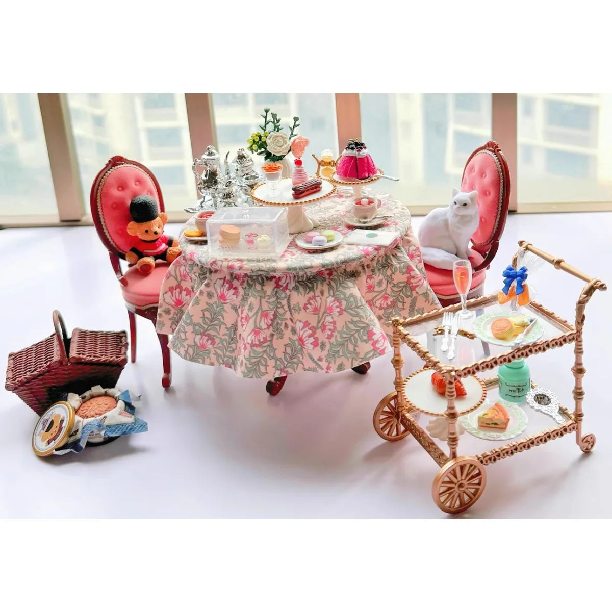 RE-MENT Candy Toy My Tea Table Set Chair Vase Cat Model Combination Miniature Scene Display Collectible Decoration Gifts